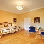Schloss - Schenke Tunzenberg Hotel